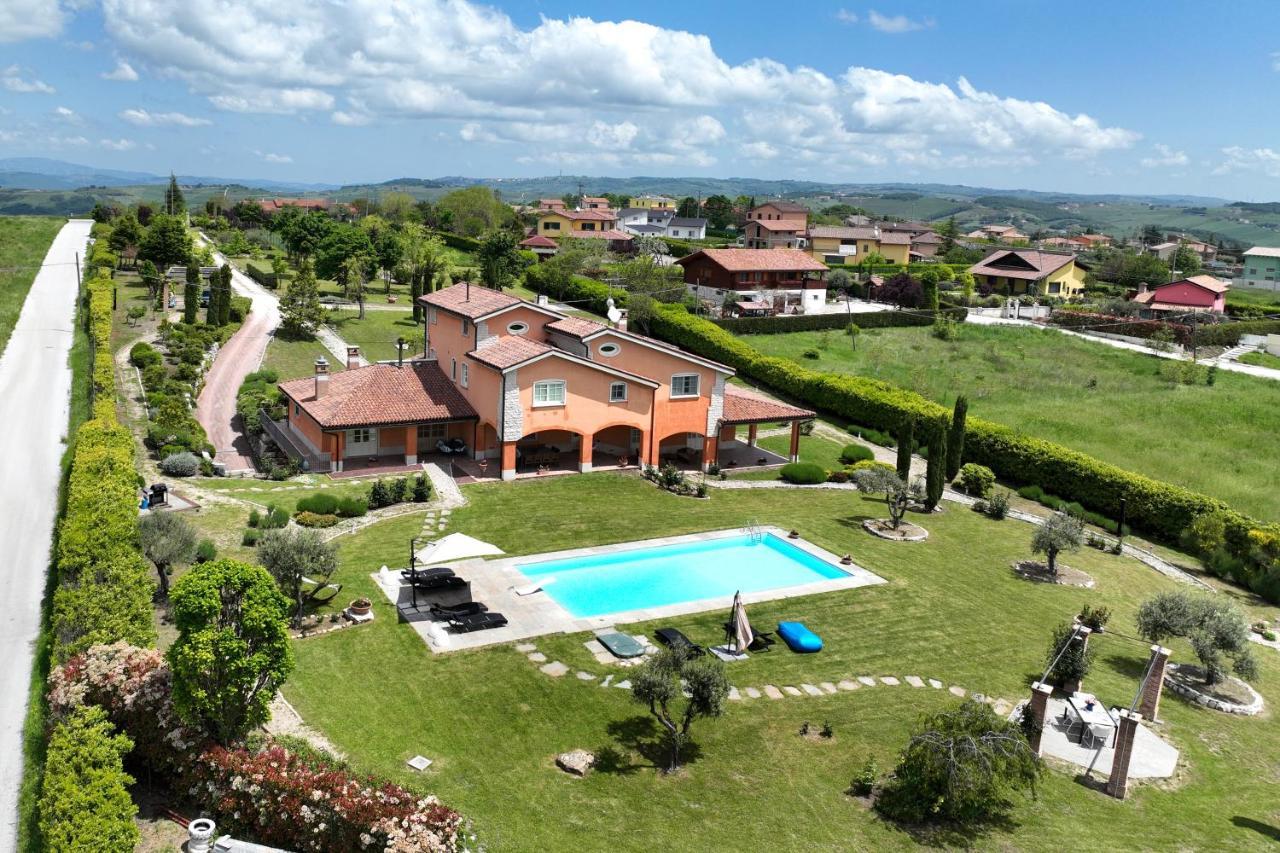 Villa Ruffo カンポバッソ エクステリア 写真